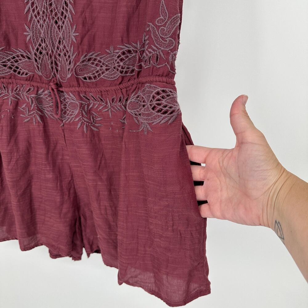 Free People Weila Romper Shorts Dainty Embroidered Filigree Tie Wasit NEW Small - Picture 7 of 11